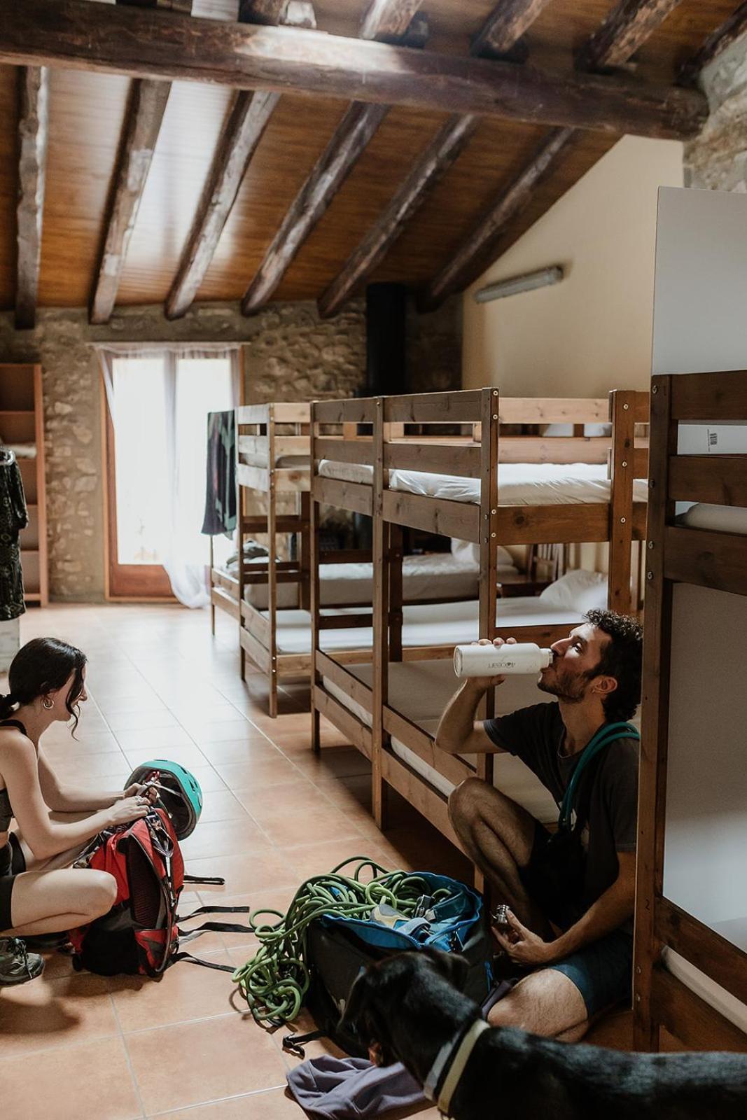 El Refugi Albergue Arboli Exterior foto